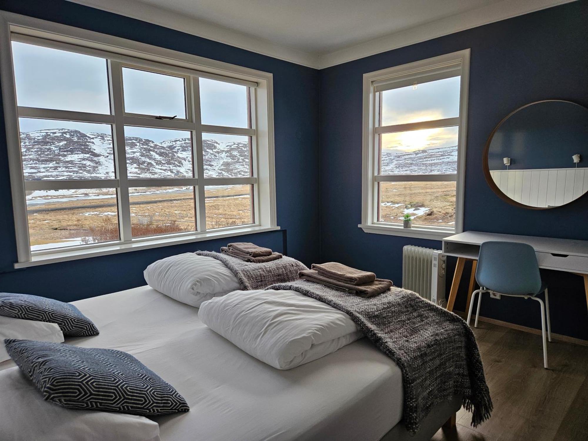 Hotel Laugarholl With Natural Hot Spring Holmavik Exterior photo